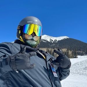 Meet your Posher, Anthony